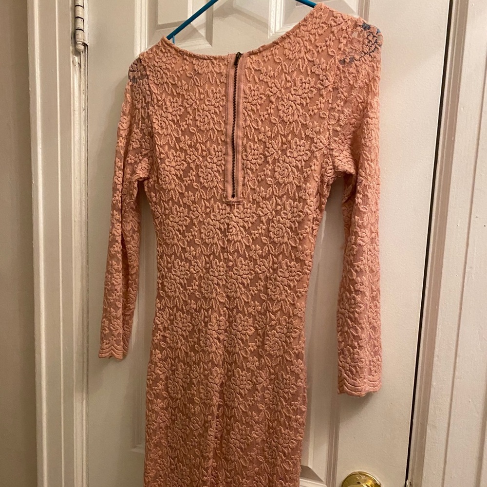 Dress! - Picture 2 of 5